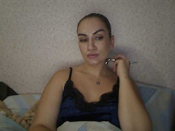 SerafimaArt webcam bongacams model stream image