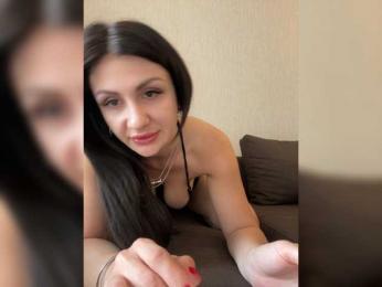 KrastyKiss webcam bongacams model stream image