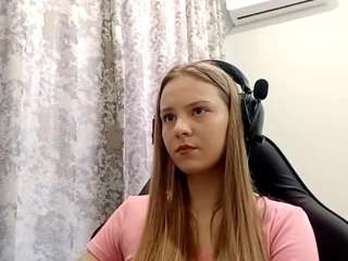 penelopewalker webcam model stream image