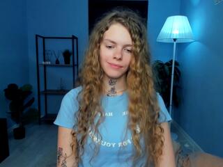 Tayte Elin webcam model stream image