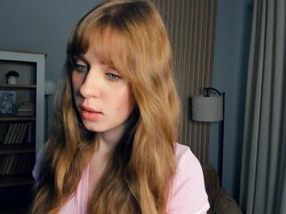 Birdie Autman webcam model stream image