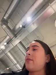 Holly_Play webcam stripchat model stream image