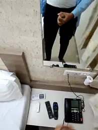 GUJJU_GUJARATI webcam model stream image