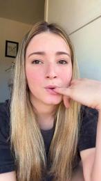 Pilita22 webcam cam4 model stream image