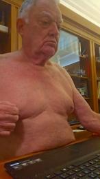 needitt2 webcam cam4 model stream image