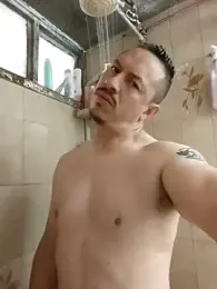 L_hotcream webcam model stream image