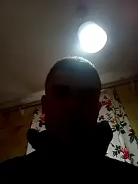 Nemon webcam model stream image