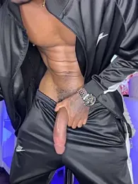 AaronCruz_ webcam model stream image