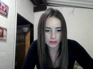 chaarlotte-johnson webcam model stream image