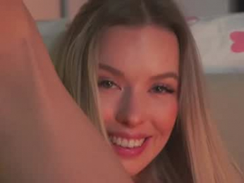 agent_blonde webcam model stream image