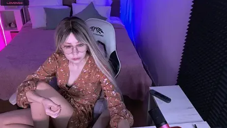 sofiisun webcam stripchat model stream image