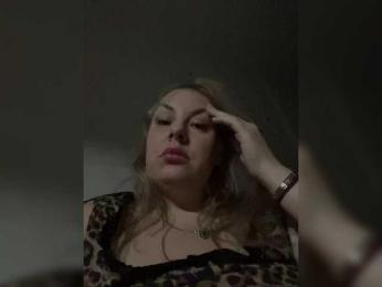 RobinLili webcam bongacams model stream image