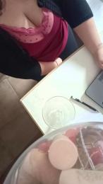 SeleLive webcam model stream image