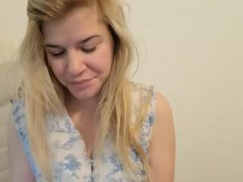 artsyandcraftsy_ webcam model stream image