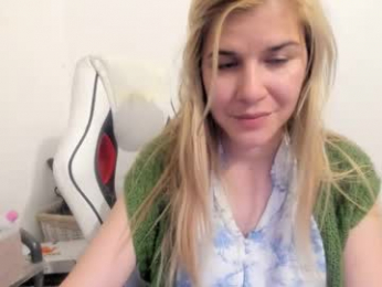 artsyandcraftsy_ webcam model stream image