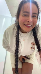 Bellakatalina webcam model stream image