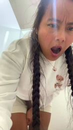 Bellakatalina webcam model stream image