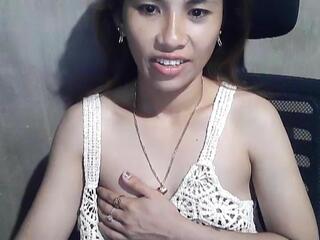 Bella Islove webcam model stream image