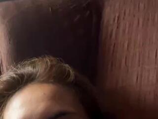 Bella Islove webcam flirt4free model stream image