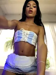 Emaa- webcam model stream image