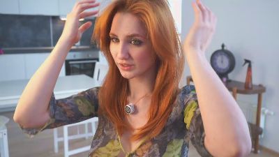 HenriettaBinfe webcam cam4 model stream image