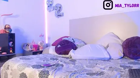 Mia_Tylor01 webcam stripchat model stream image