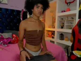 zaira_sofiaa_ webcam model stream image