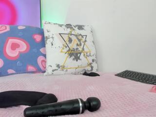 Asly Evanss webcam model stream image