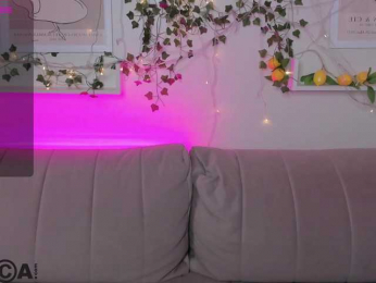 Sara-Moor webcam model stream image