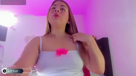 little_tifanny82 webcam stripchat model stream image