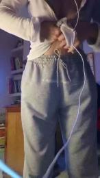 Nivea_82 webcam model stream image