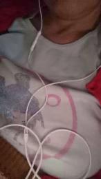 Nivea_82 webcam model stream image