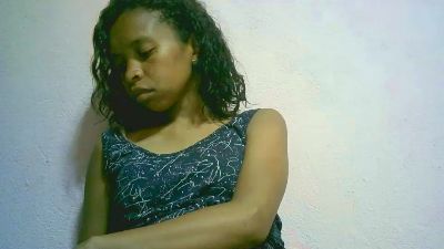 Sisihmilou webcam model stream image