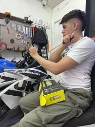 Stick_ledom webcam model stream image