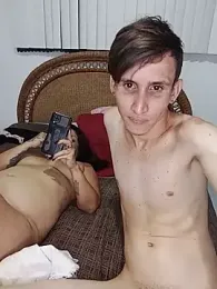 Milfvalesk webcam stripchat model stream image