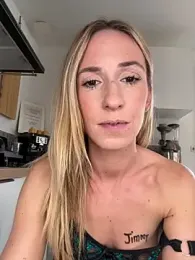 lola_tentatiion webcam stripchat model stream image
