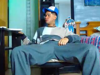 Derryck webcam flirt4free model stream image