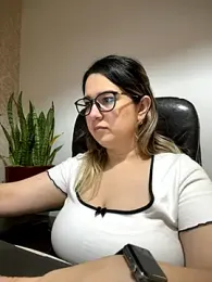 amooraaamoon webcam model stream image