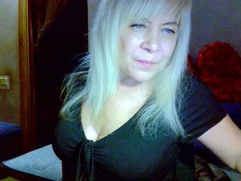 Savan35na webcam model stream image