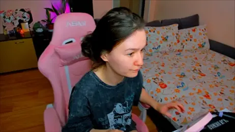 ameli_moon webcam model stream image