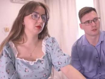 fluffy_hat webcam model stream image