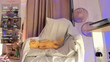 Venuslusty webcam model stream image