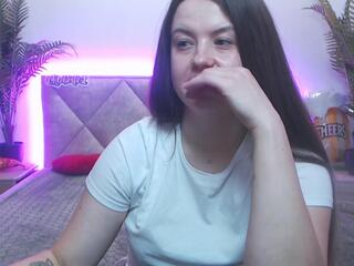 Mavka Cute webcam model stream image