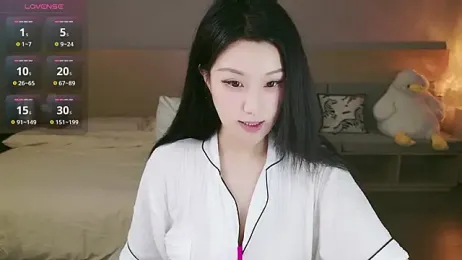 Lucky-baby webcam model stream image
