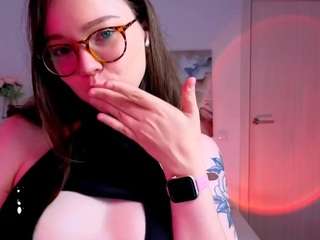 milena-hailey webcam model stream image