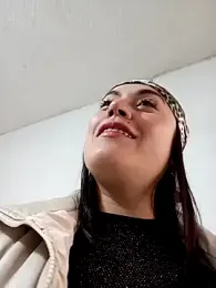 Lesly_10- webcam model stream image