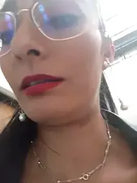 BELLA--26 webcam model stream image