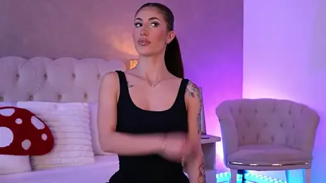 OhhAisha webcam model stream image