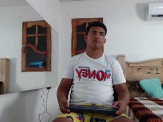 Mathews Rouss webcam model stream image