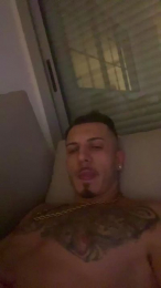 Dolarboy webcam model stream image